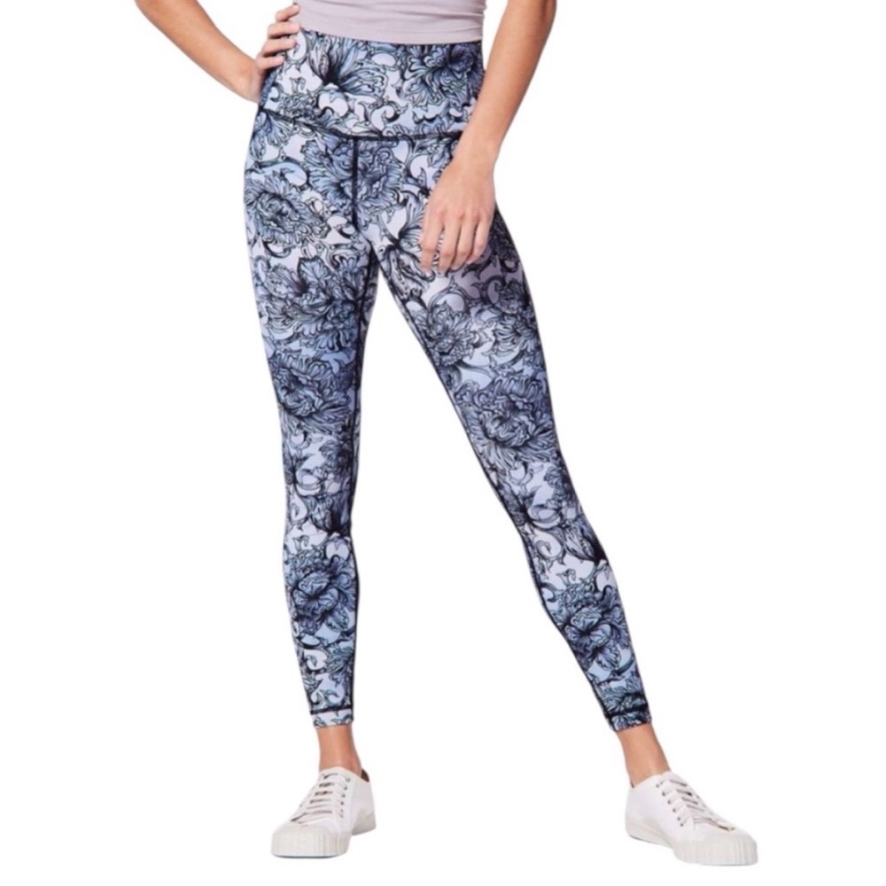Lululemon Wunder Under 25” Size 10